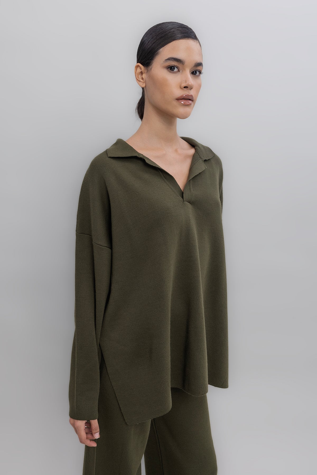 Collared Oversize Knit Sweater
