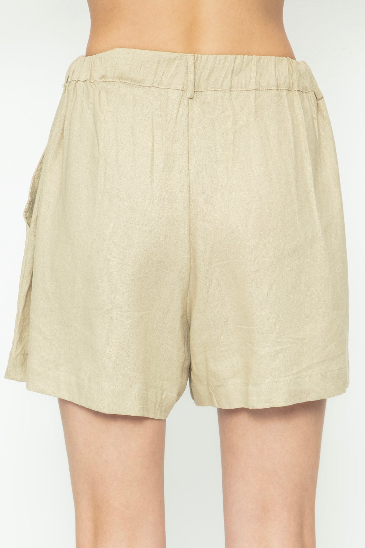 Linen Pleated Shorts