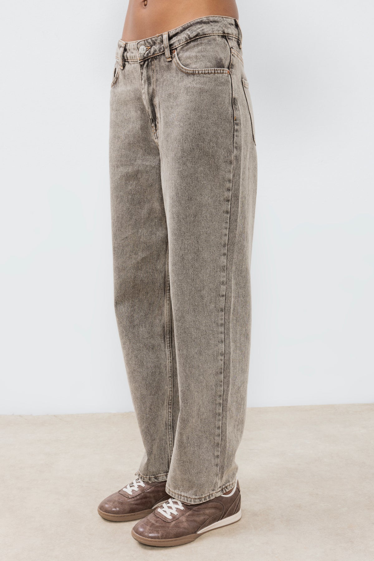 Düz Kesim Denim Pantolon