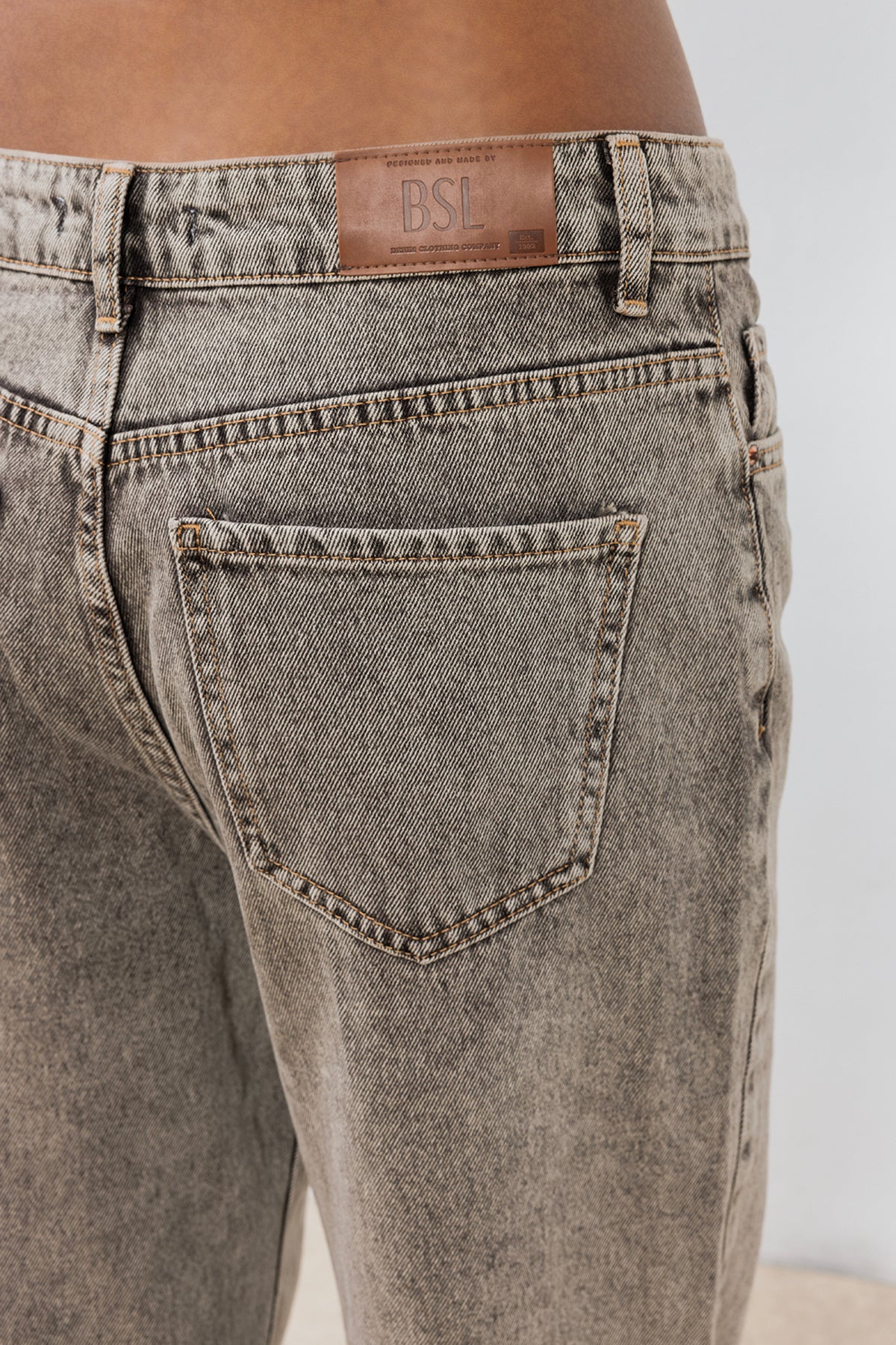 Düz Kesim Denim Pantolon