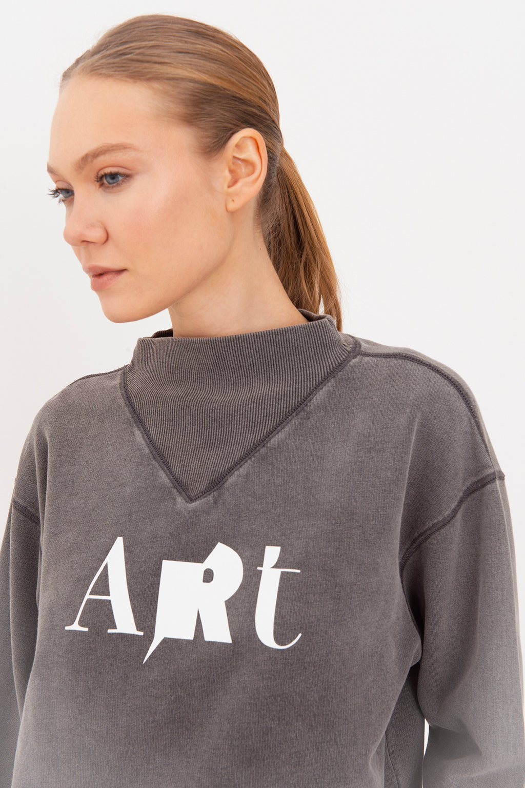 Yıkamalı Baskılı Sweatshirt