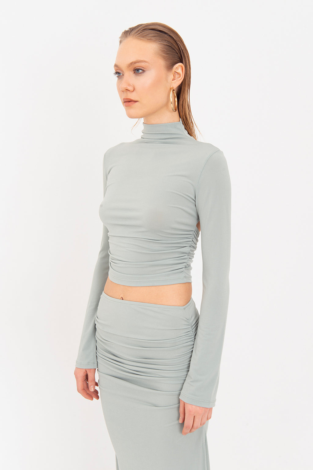 Sırt Pencere Detaylı Crop Top