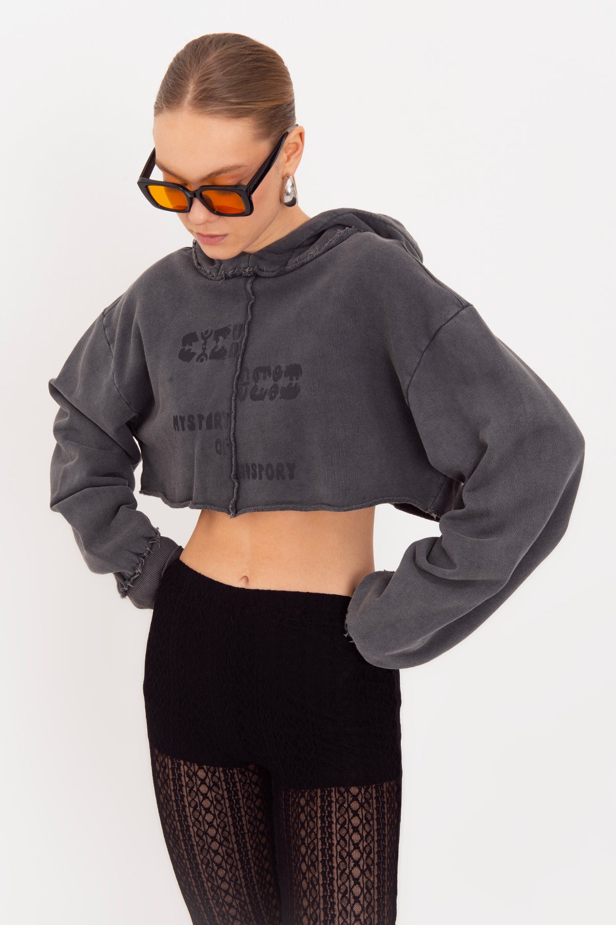 Kapişonlu Baskılı Crop  Sweatshirt