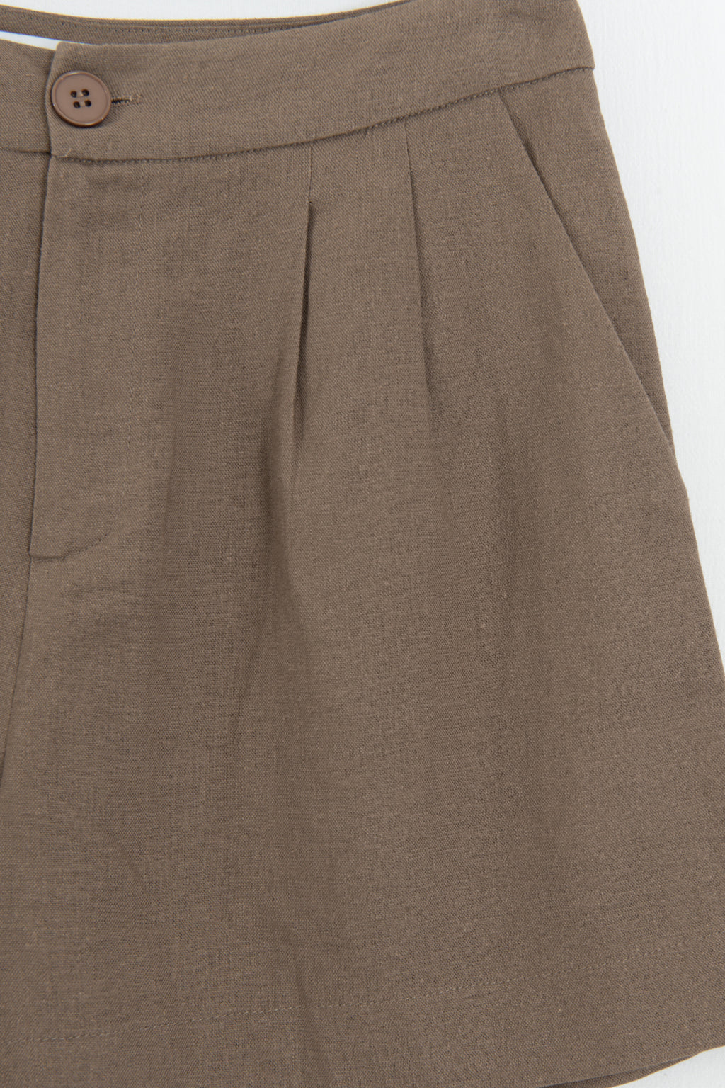Linen Pleated Mini Shorts