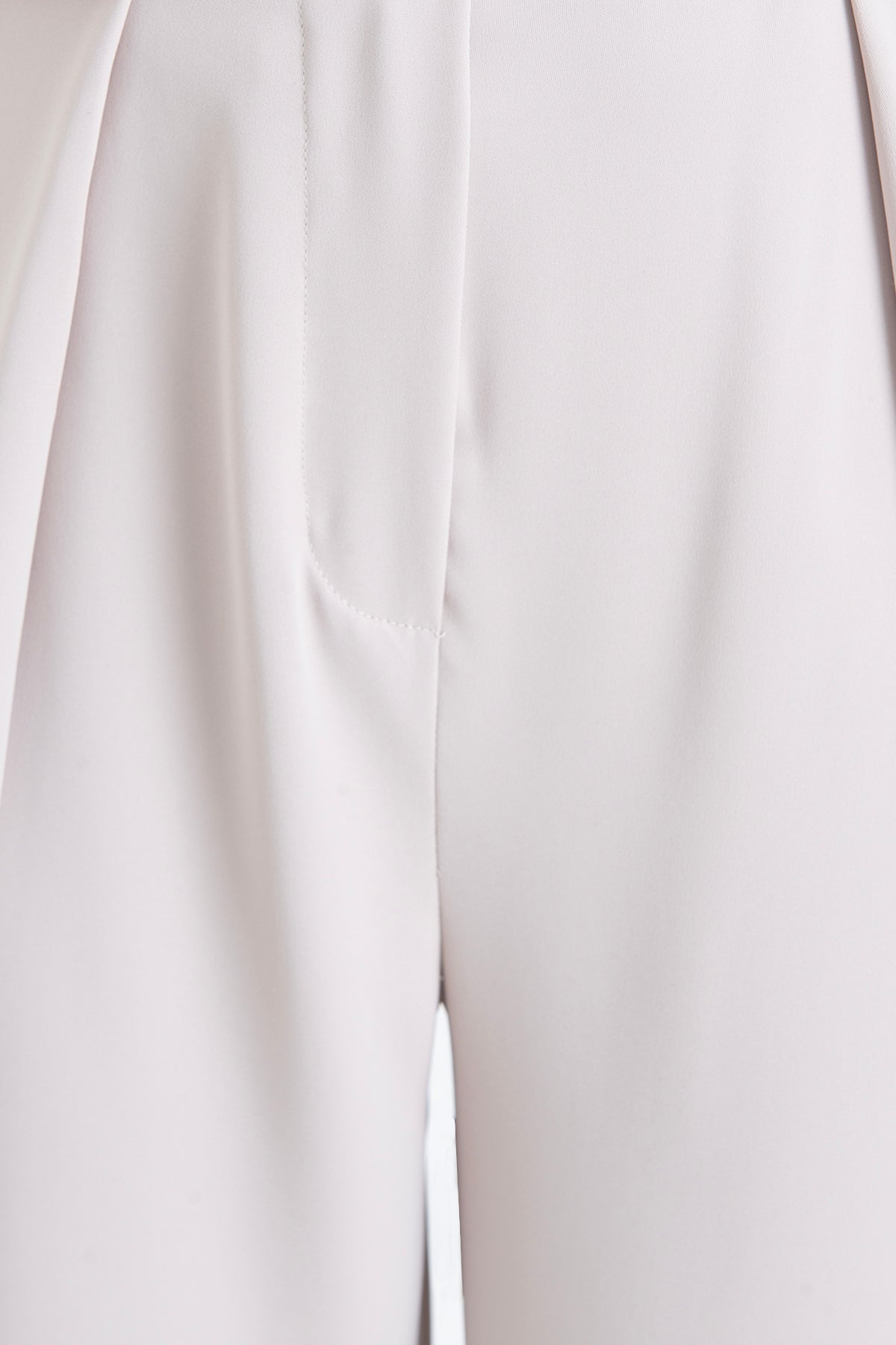 Wide Pleated Trousers with Belt
