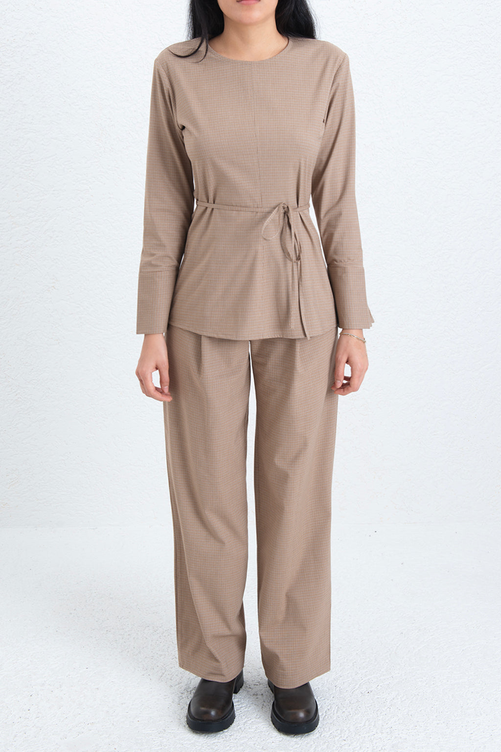 Pleated Straight-Cut Fabric Trousers