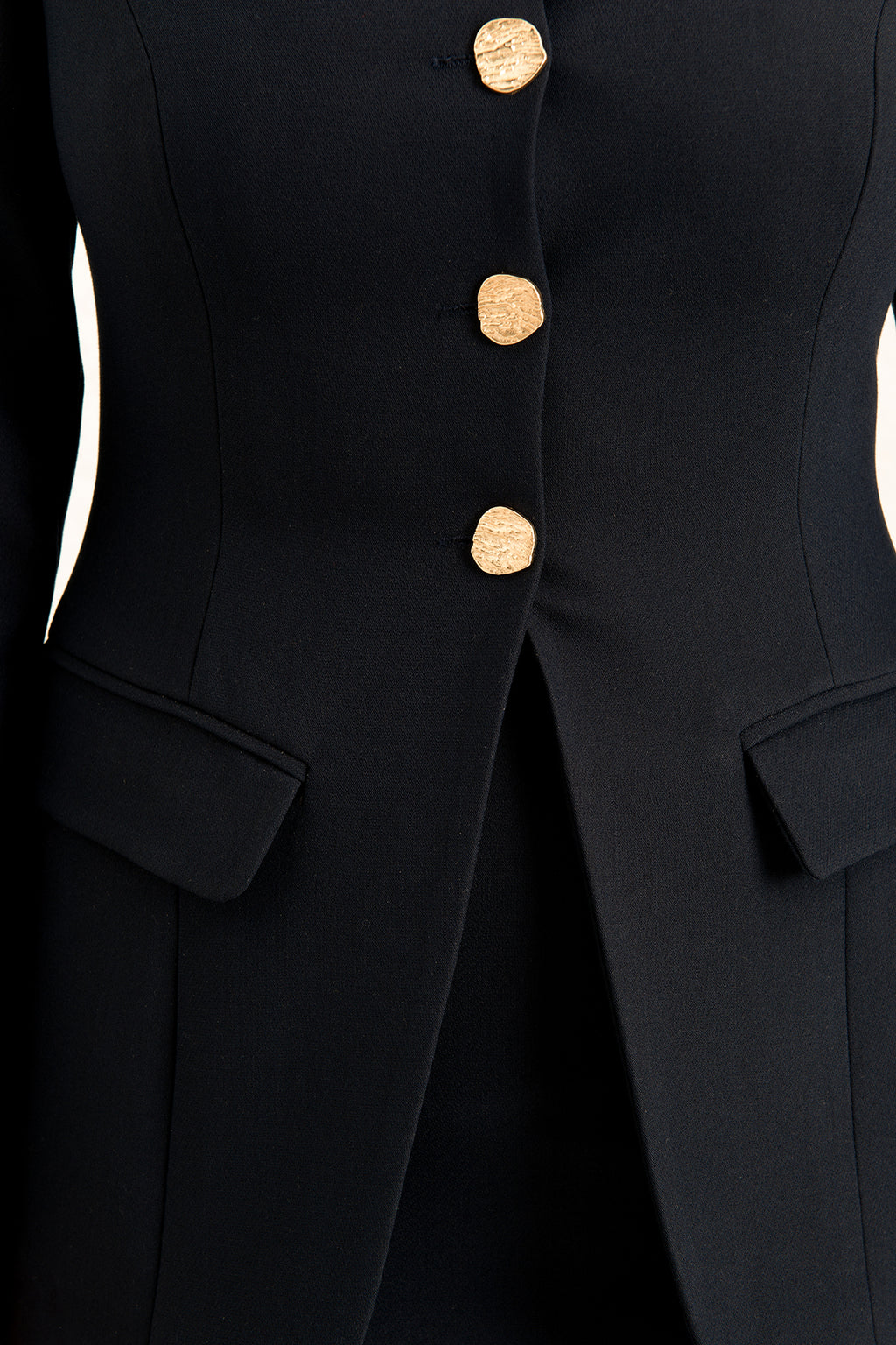 Düğmeli  Yakasız Blazer Ceket