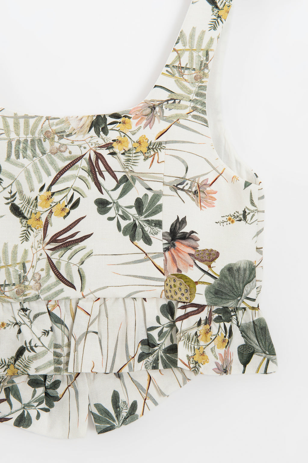Linen Ruffle Detail Sleeveless Blouse
