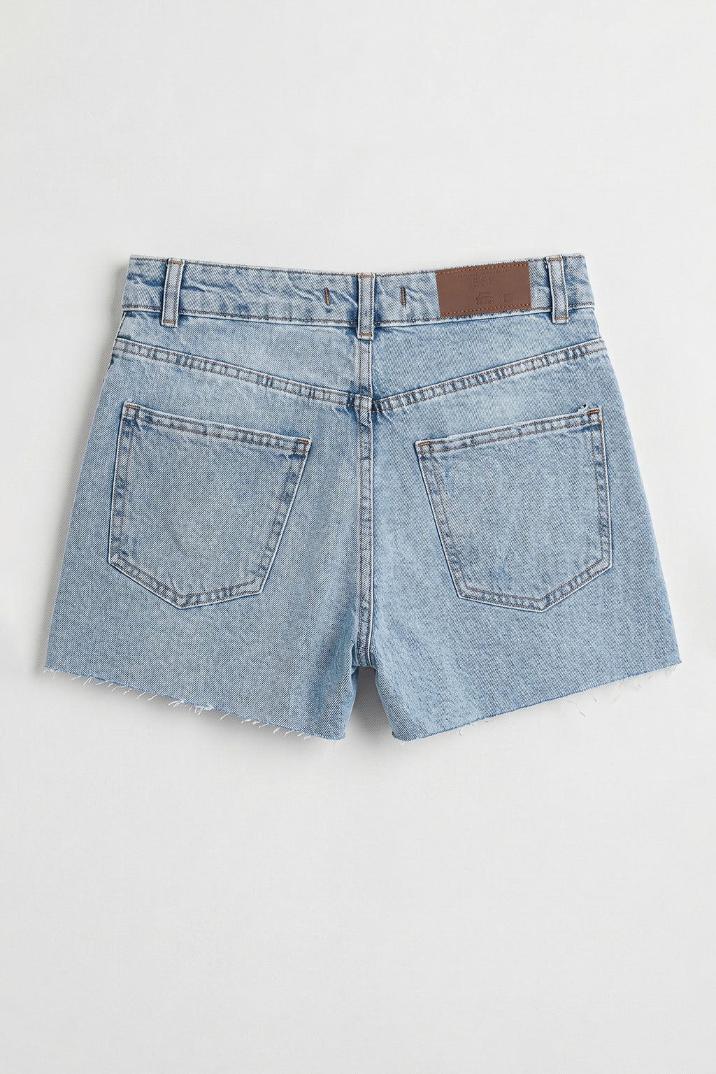 Yıpratmalı Mini Denim Şort