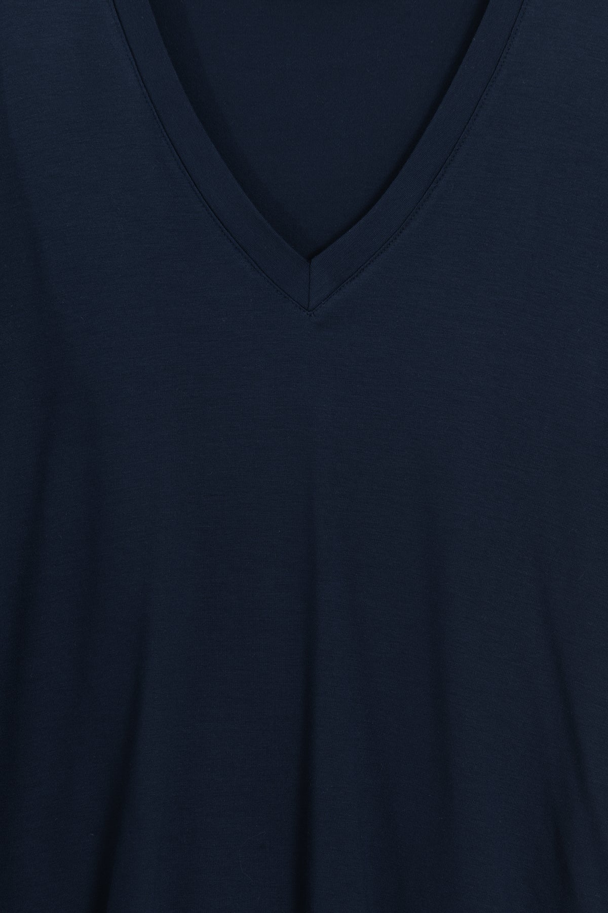 V-Neck Basic T-shirt