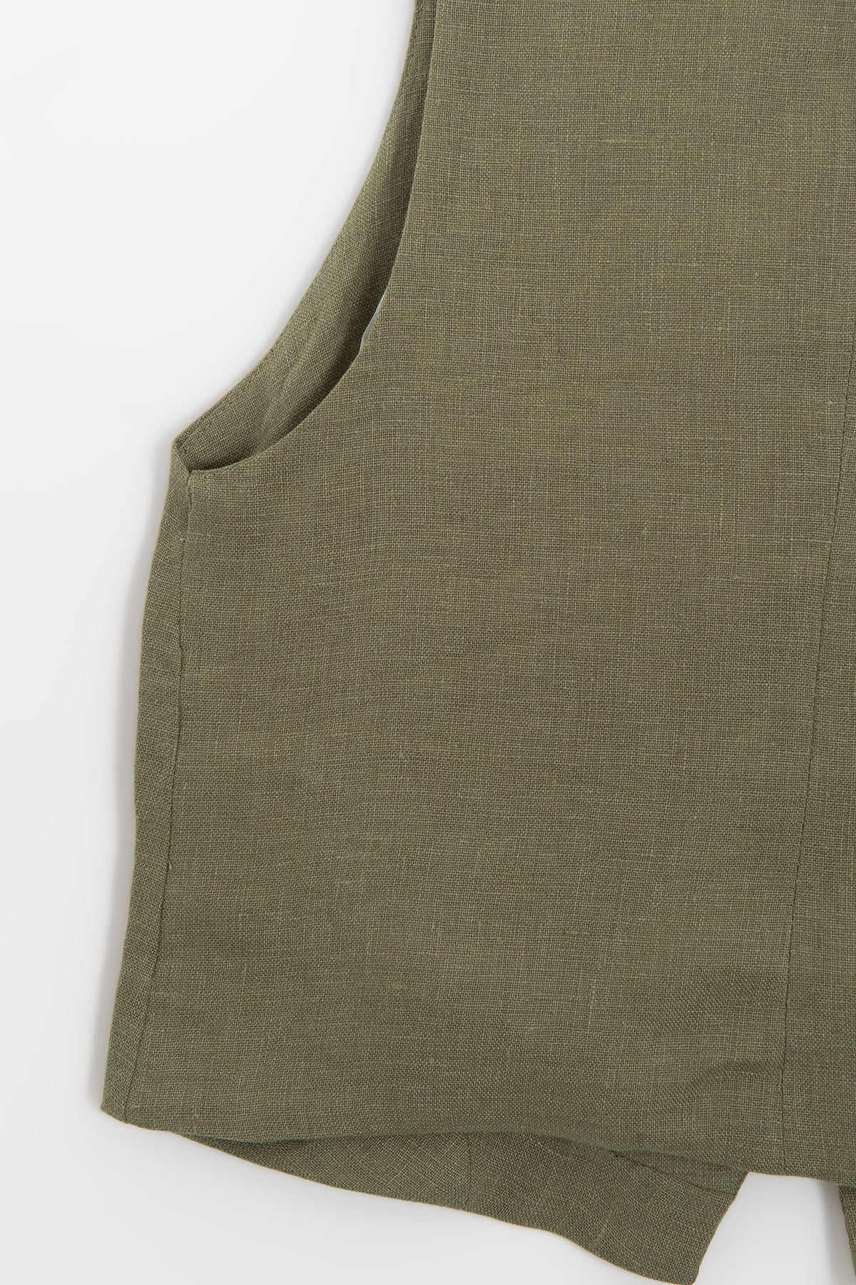 Buttoned Linen Vest