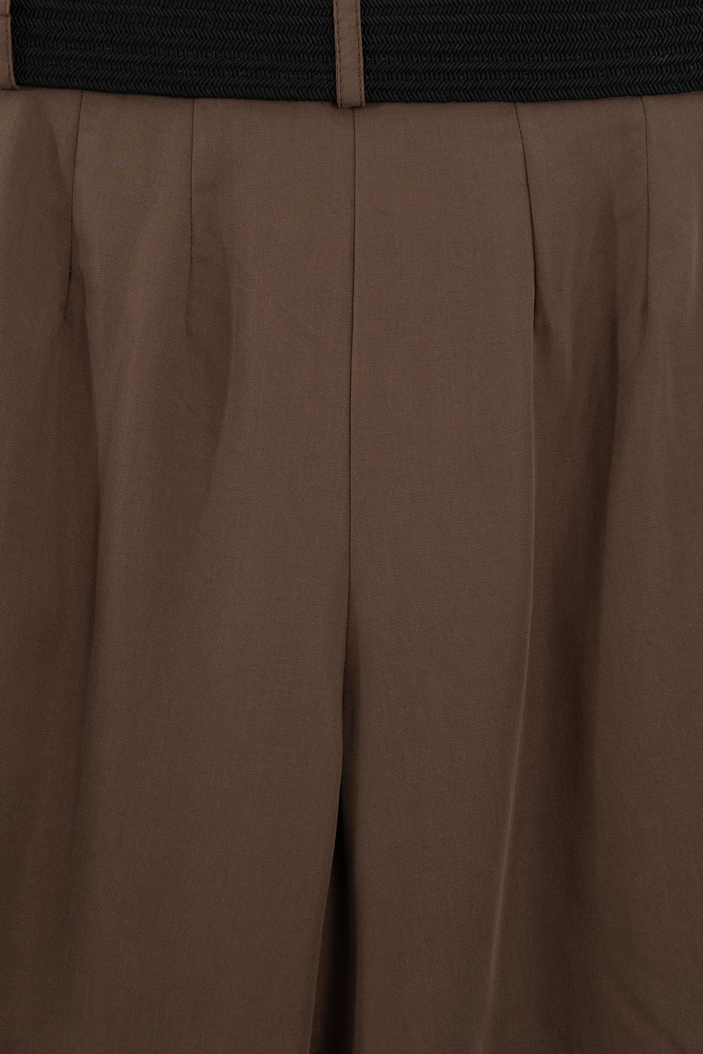 Belted Linen Bermuda Shorts