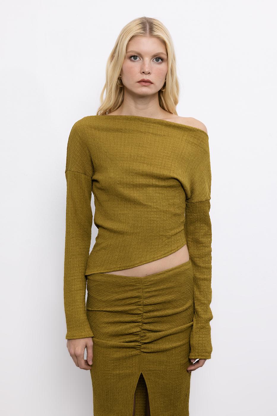 Asymmetric Cut Textured Top with Hem Detail Green