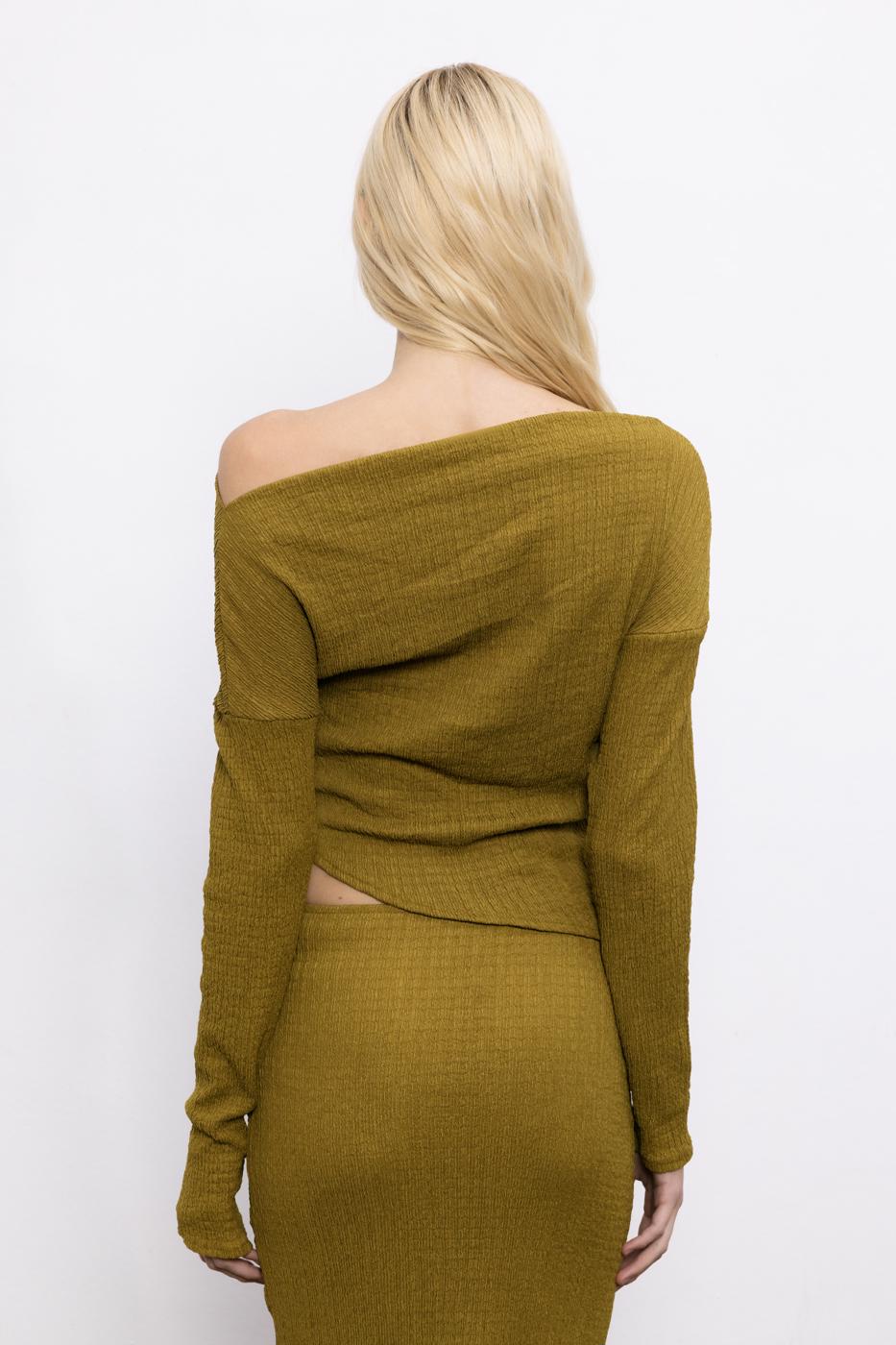 Asymmetric Cut Textured Top with Hem Detail Green