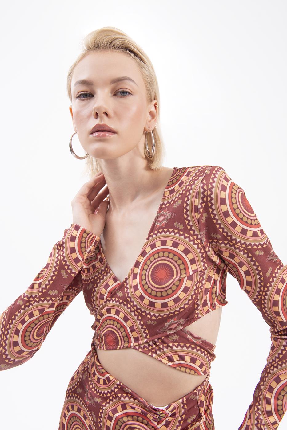 Tie detailed long sleeve bustier