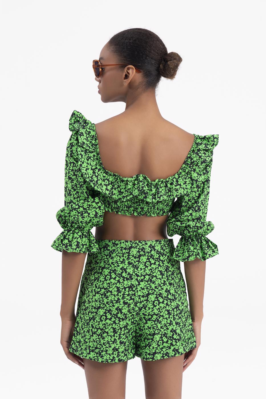 3/4 Flounced Sleeve Crop Top