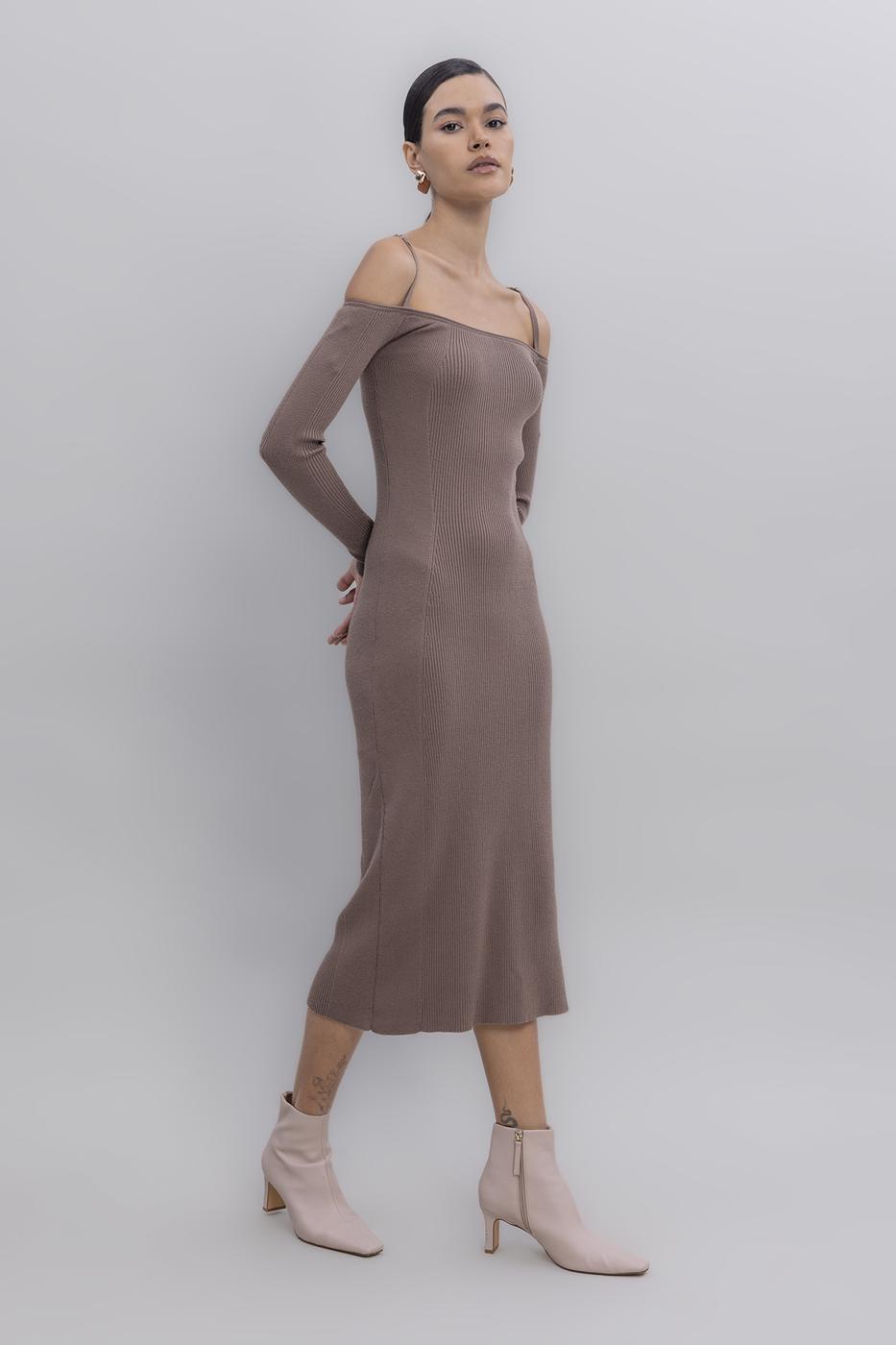 Carmen Neck Strap Detailled Midi Knit Dress