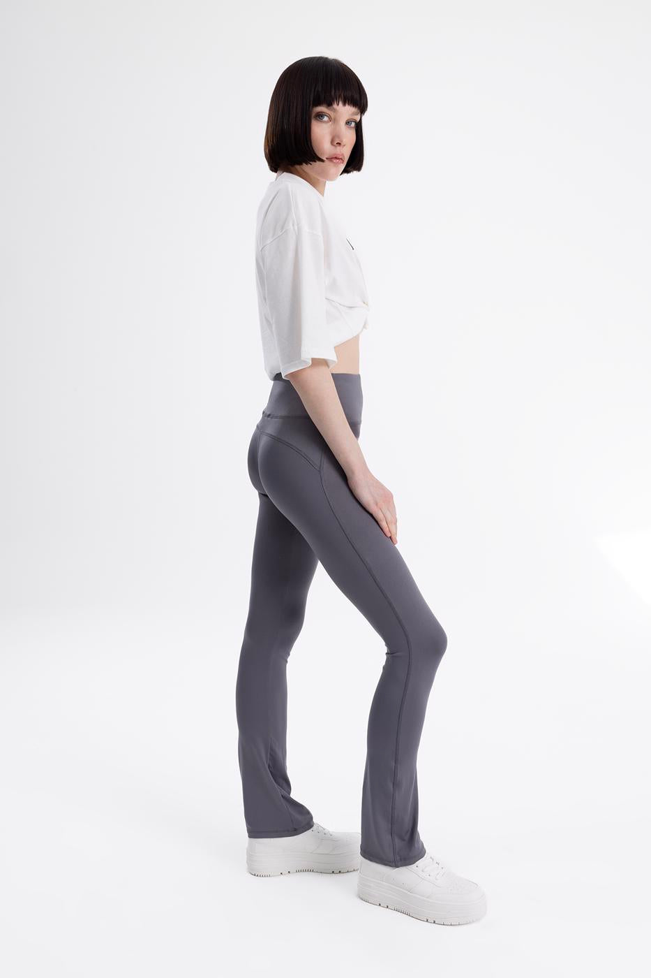 Comfort Straight Cut Pants