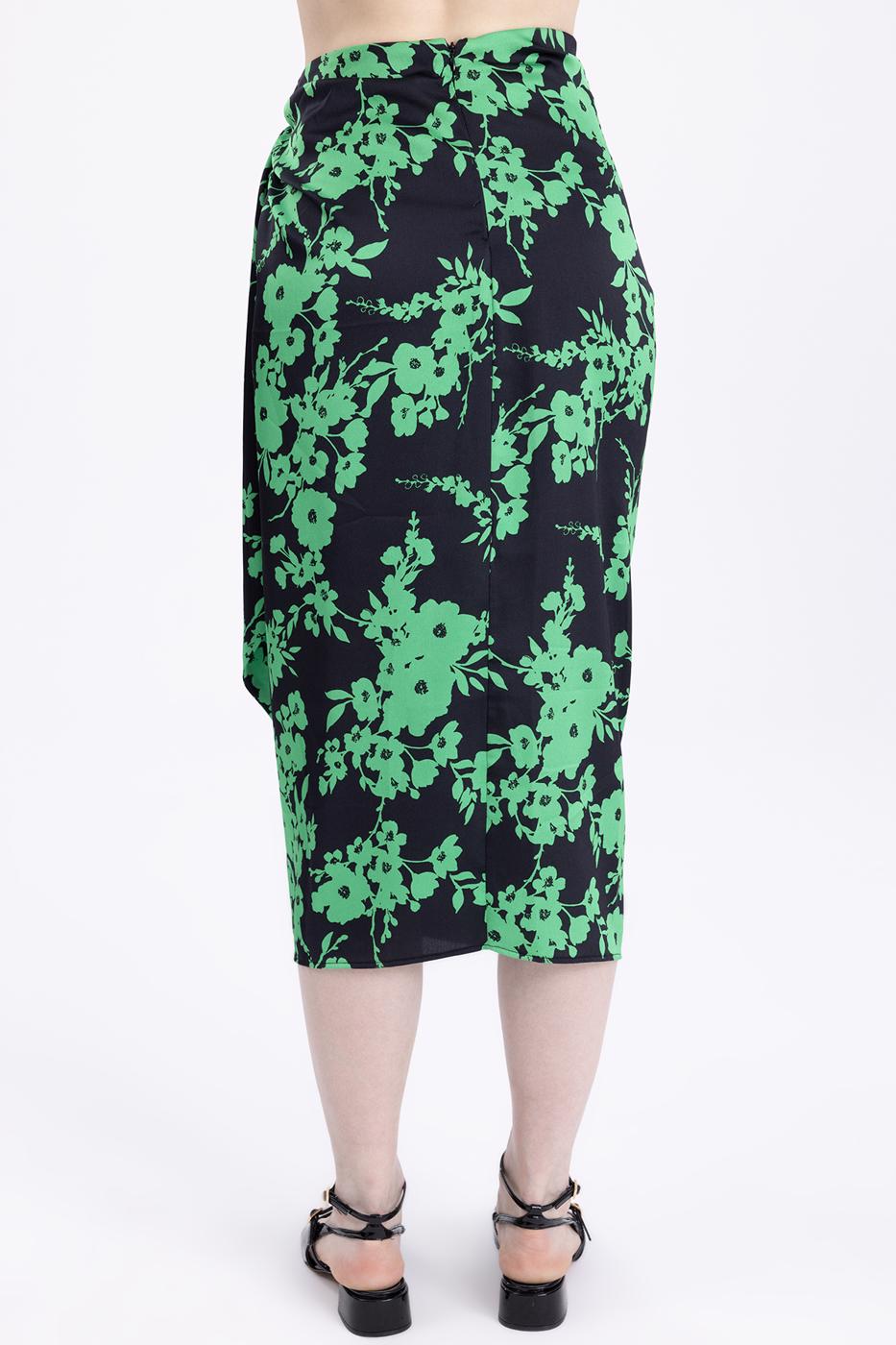 Midi skirt with deep slit