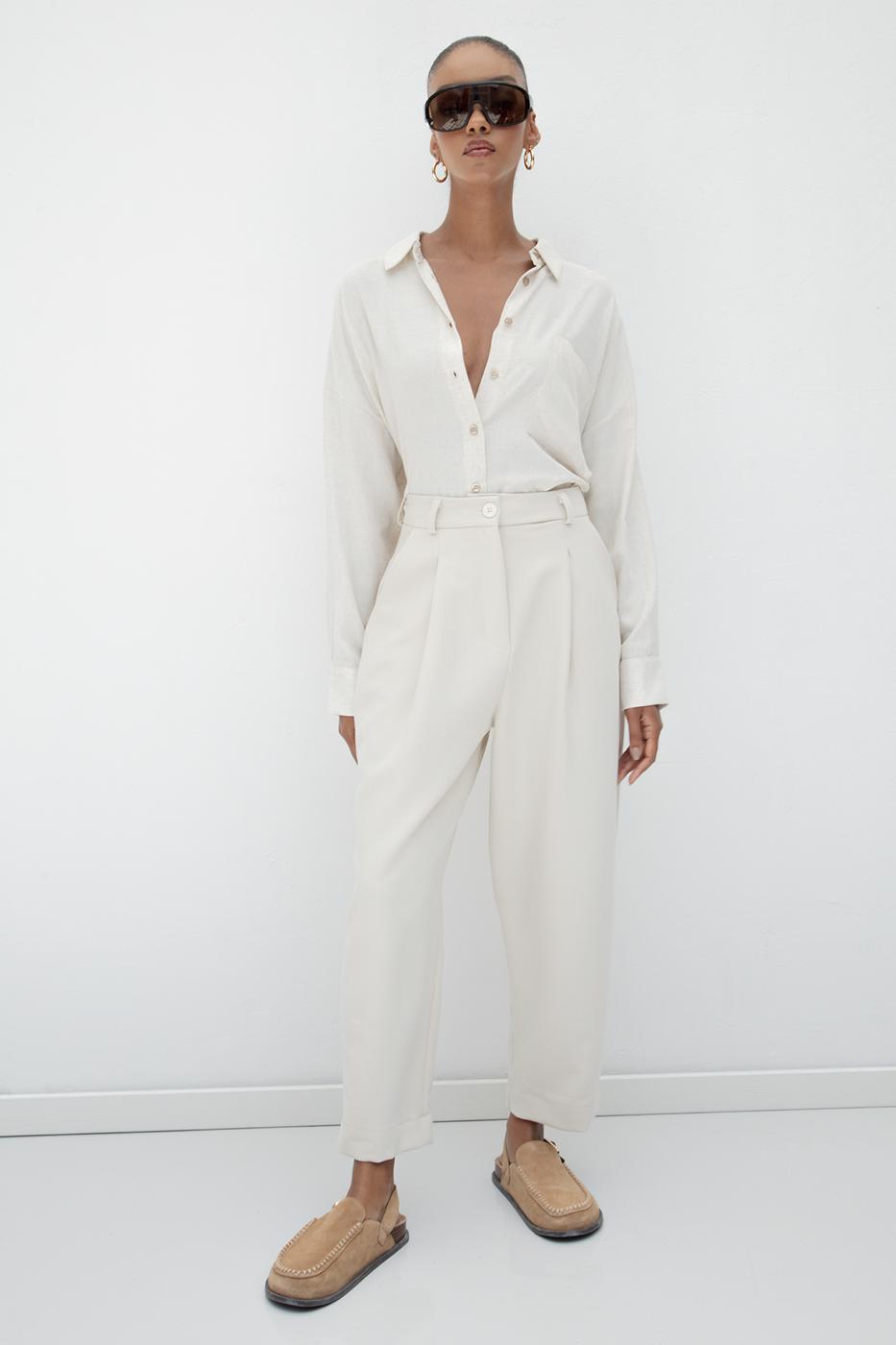 Pleated Carrot Trousers Beige