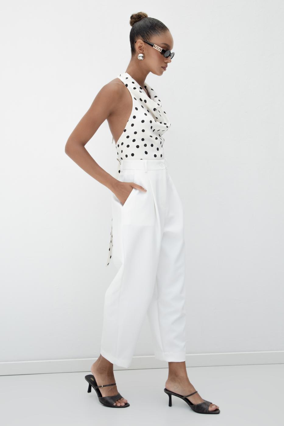 Pleated Carrot Trousers White
