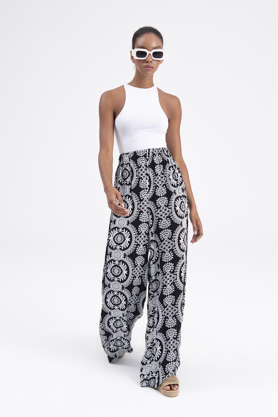 Patterned baggy pants