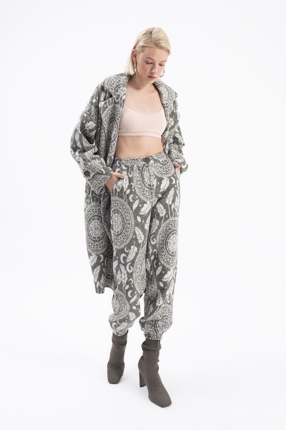 Patterned jogger pants