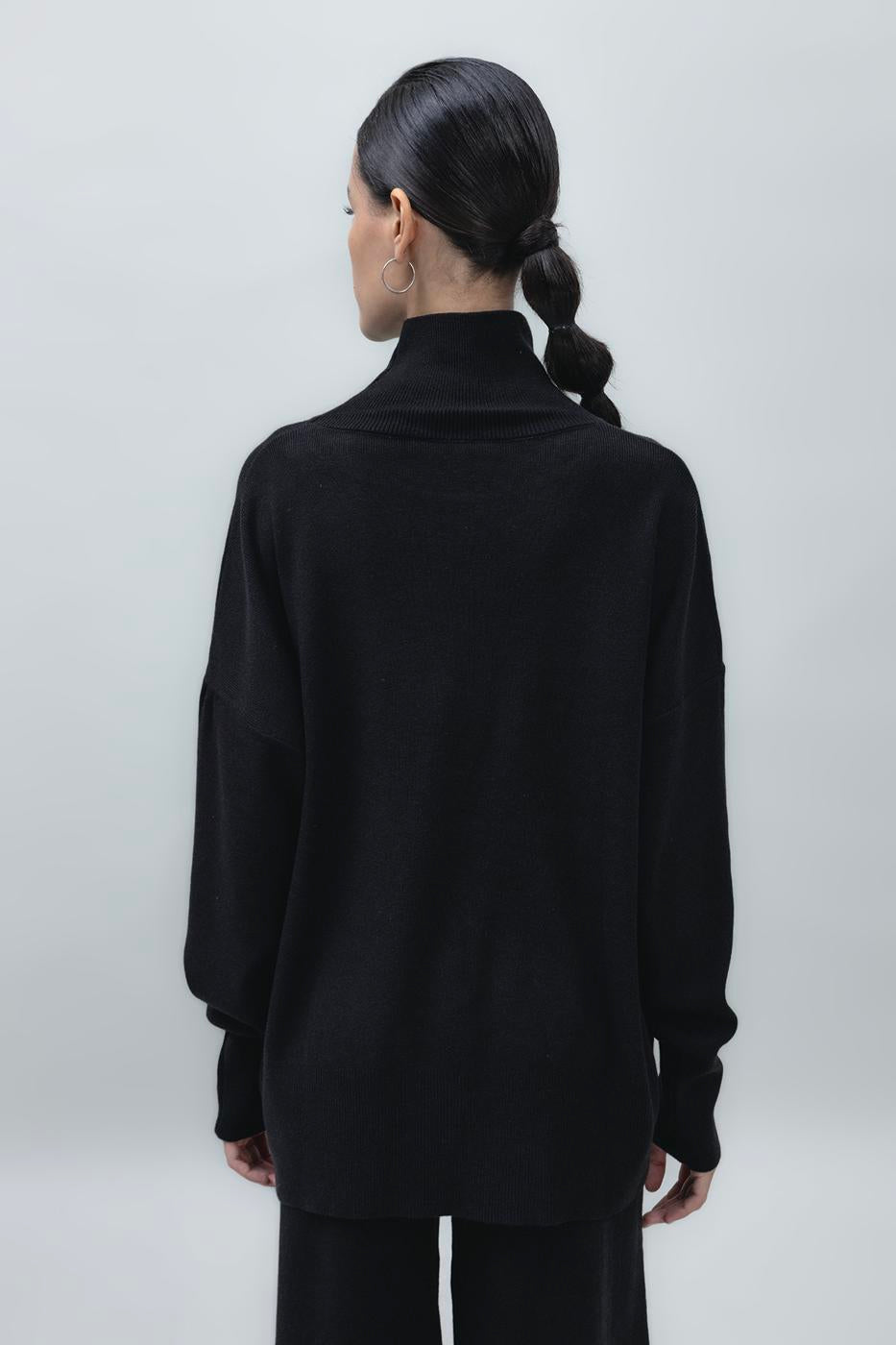 Loose Fit Turtle Neck Knit Pullover