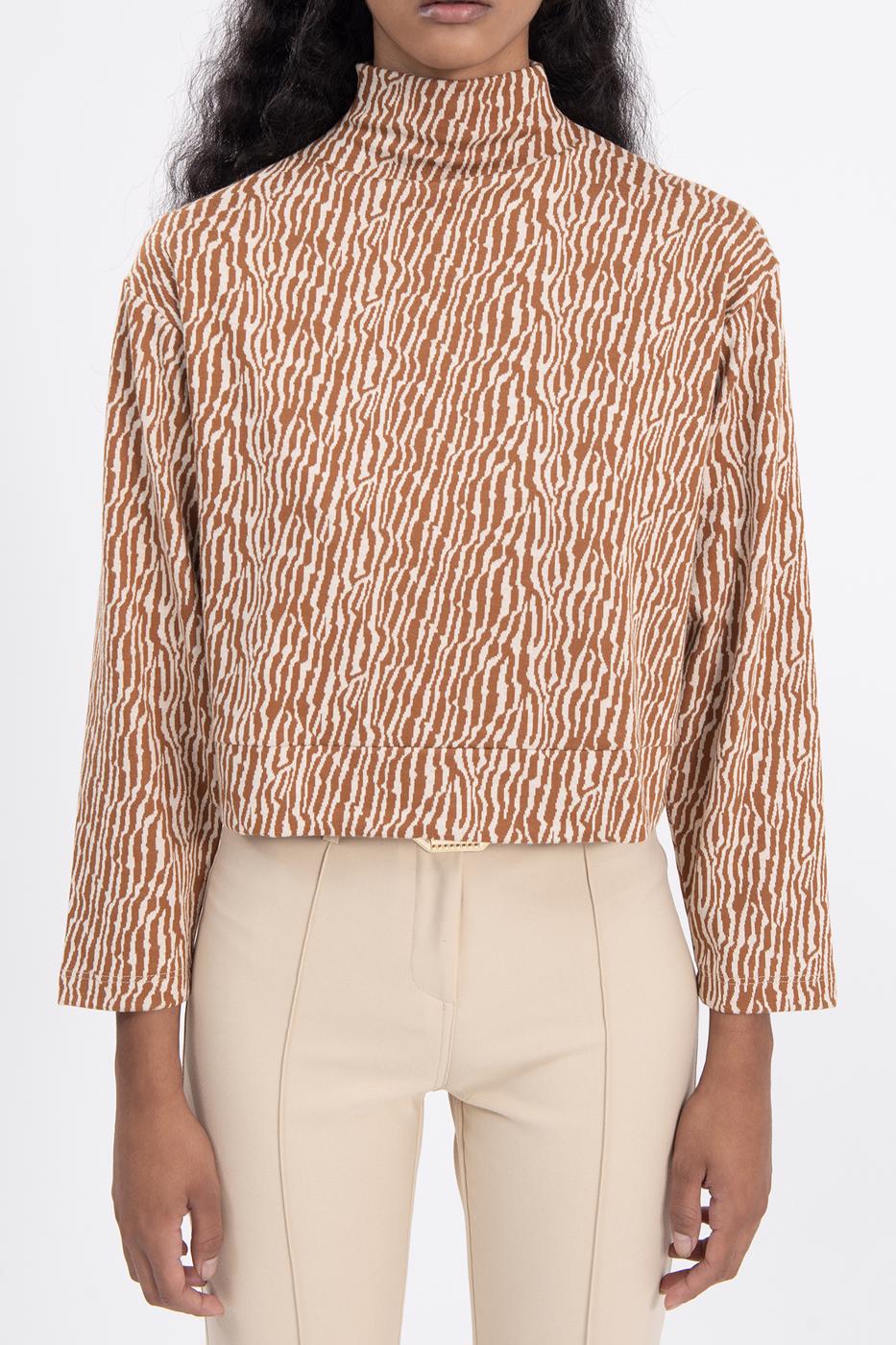 High neck sweatshirt