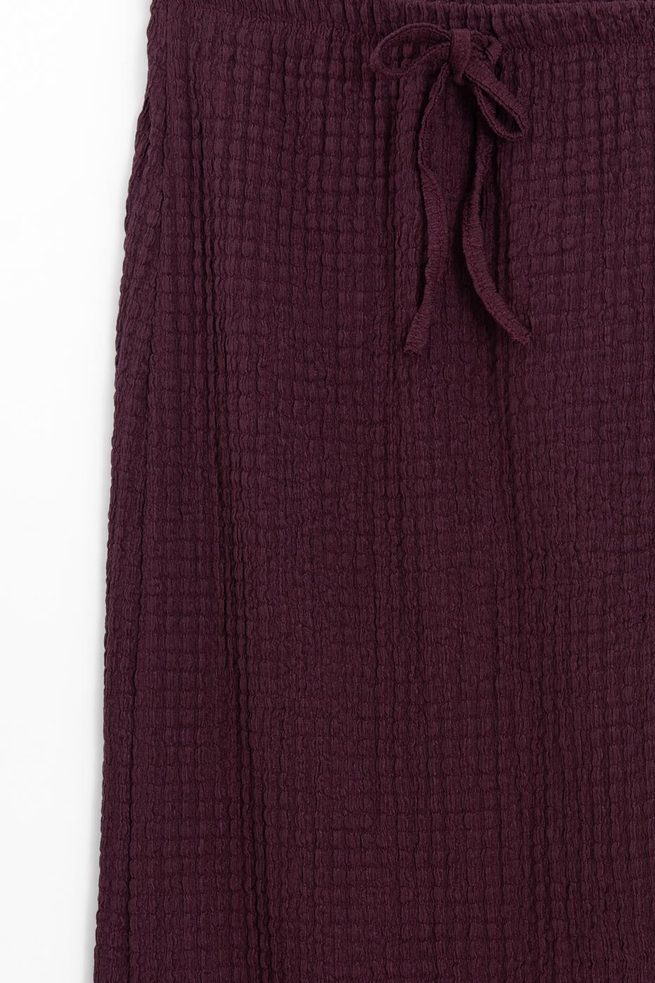 Textured Slim-Fitting Midi Skirt Burgundy