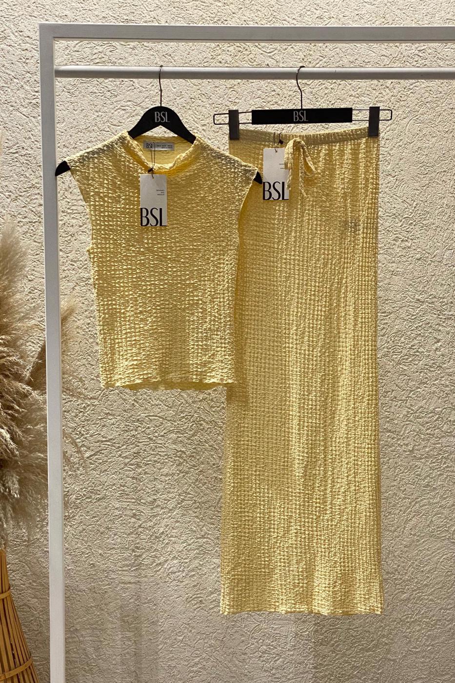 Textured Slim-Fitting Midi Skirt Yellow