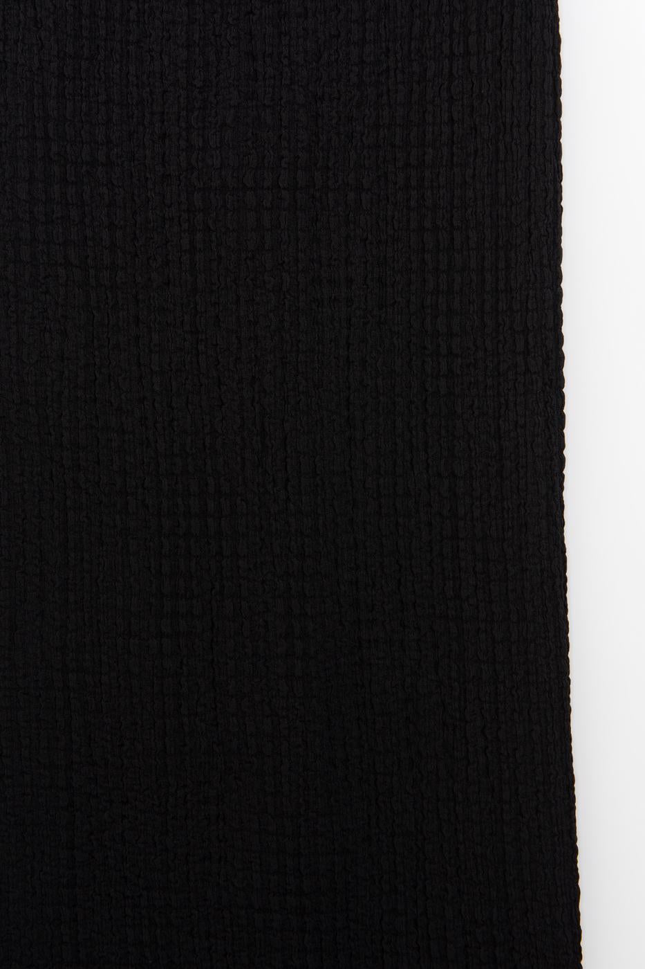 Textured Slim-Fitting Midi Skirt Black