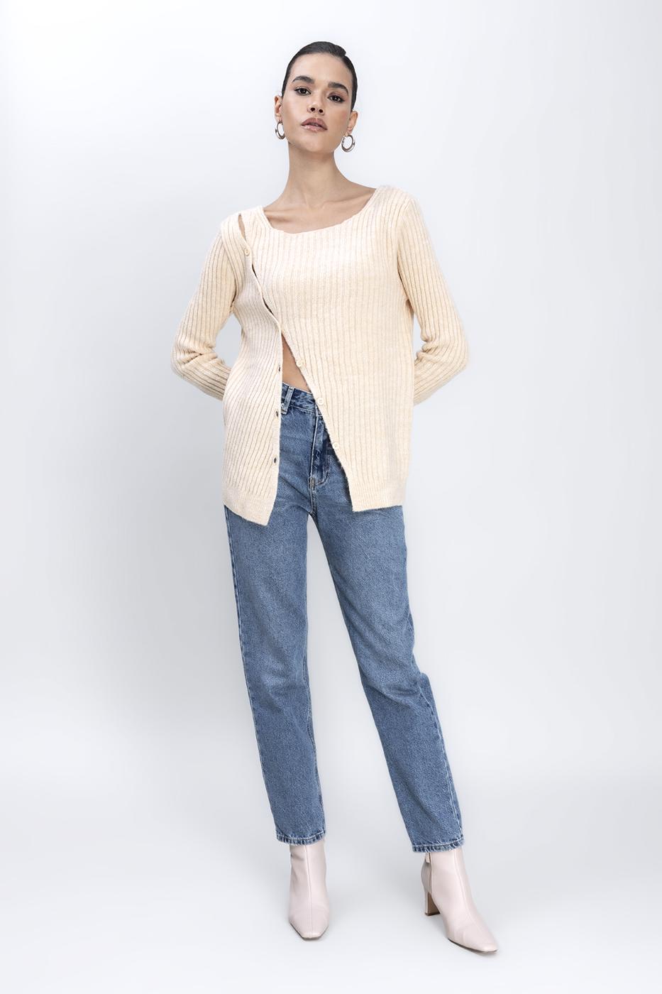 Button Detailed Knit Top
