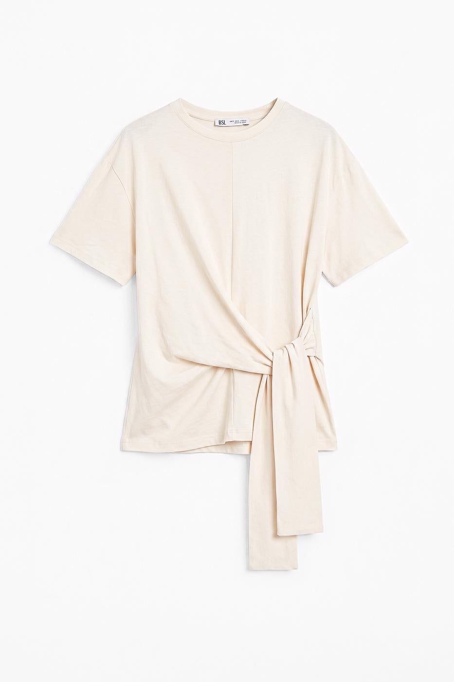 Knotted and Short Sleeve T-shirt Ecru