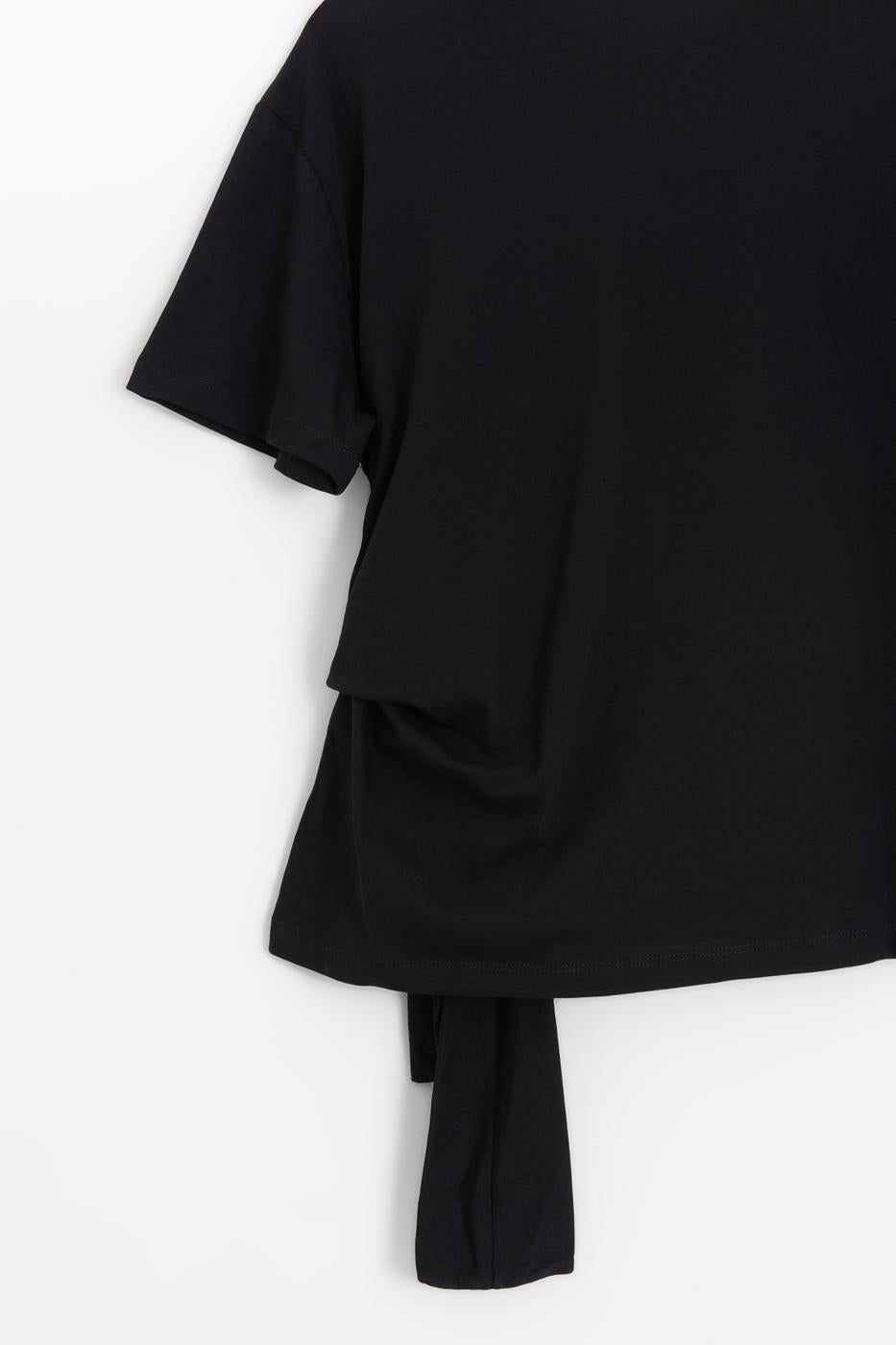 Knotted and Short Sleeve T-shirt Black