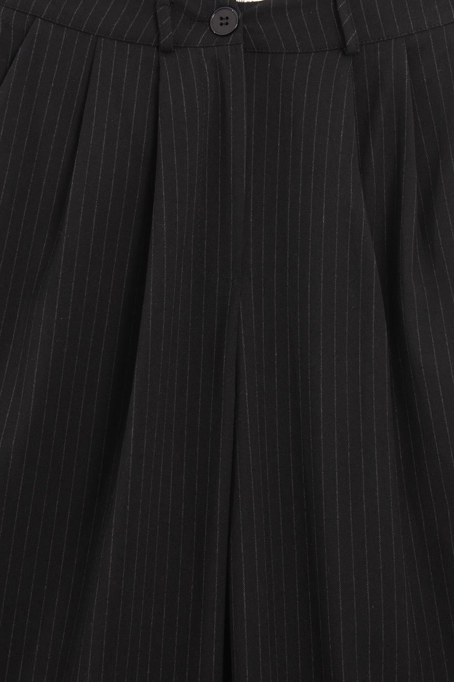 Straight Cut Loose Trousers Black