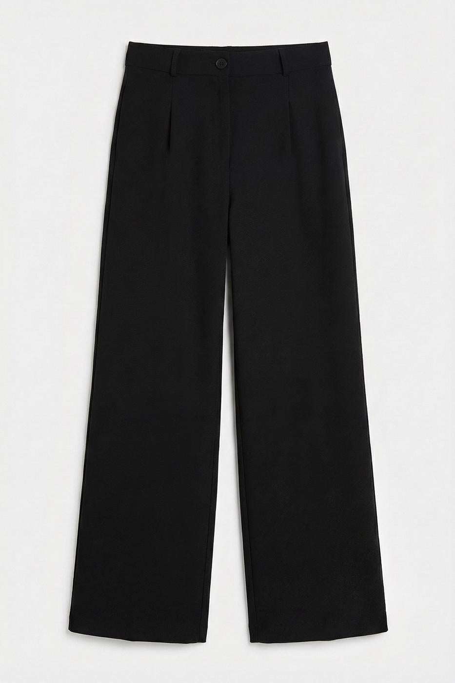 Straight Cut Loose Trousers Black