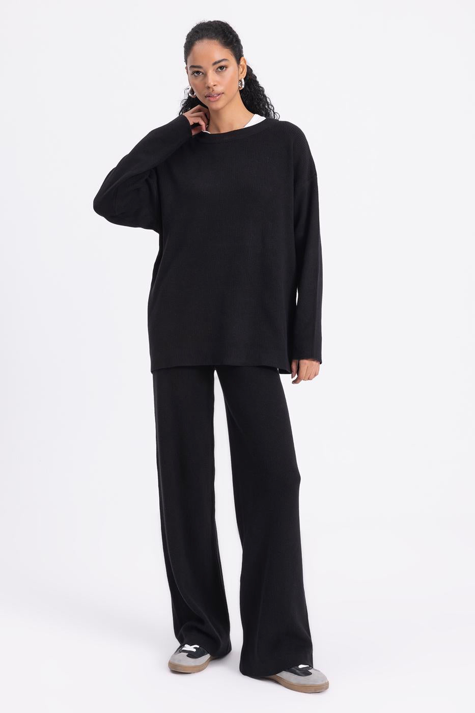 Straight Cut Knitted Trousers