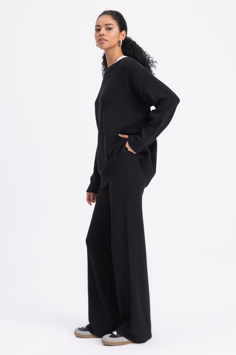 Straight Cut Knitted Trousers