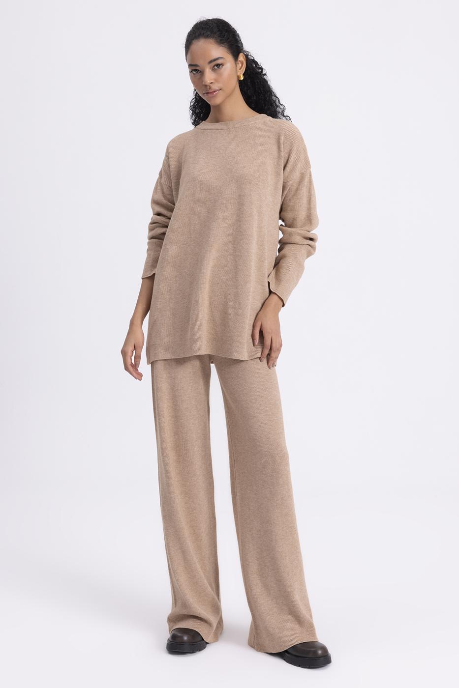 Straight Cut Knitted Trousers