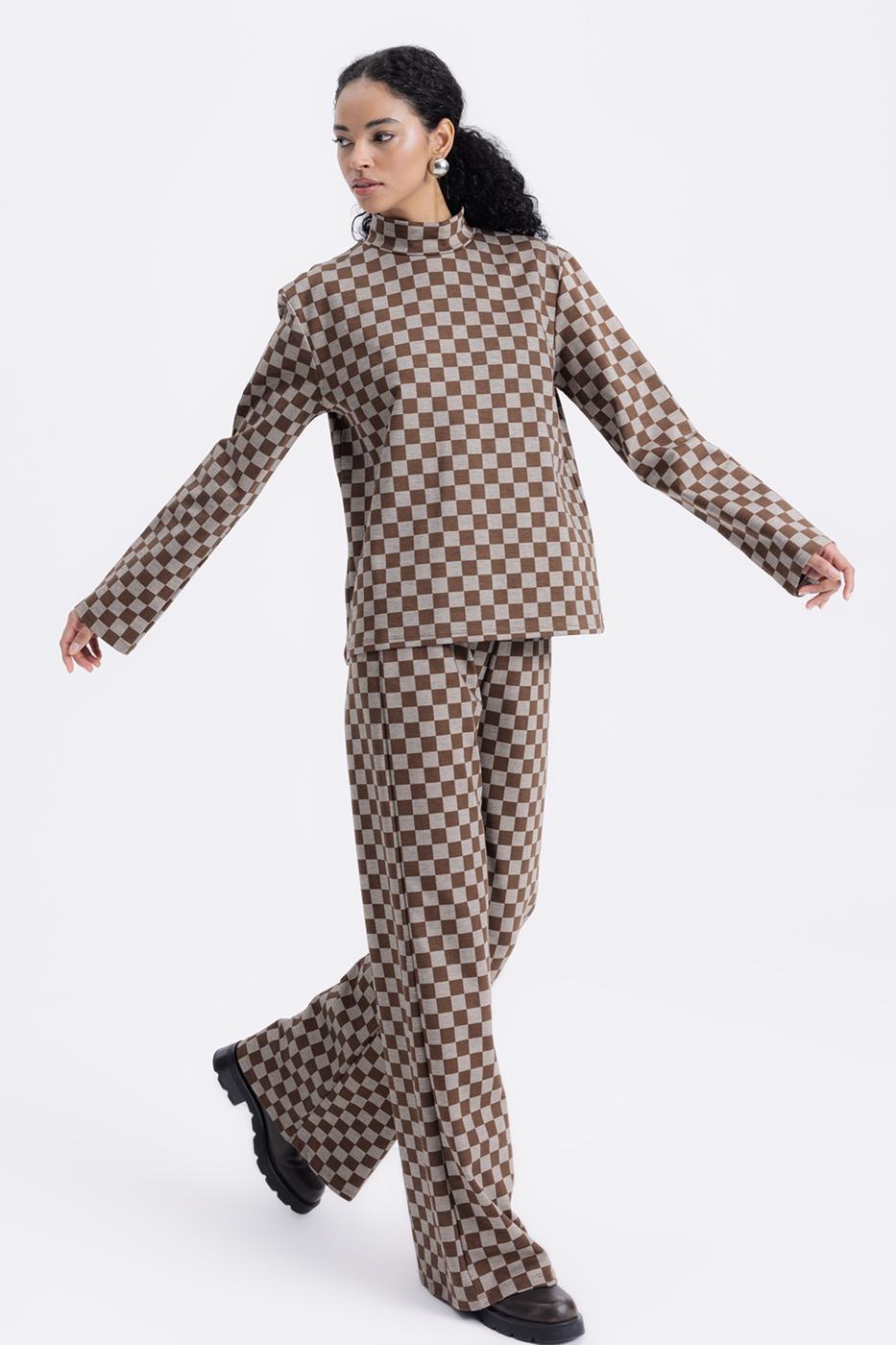 Straight Cut Trousers