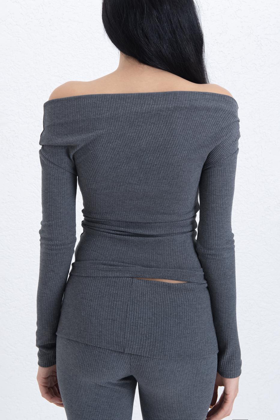 Ribbed Slim Top Grey