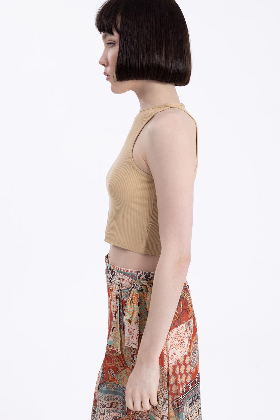 Halter neck crop body Beige