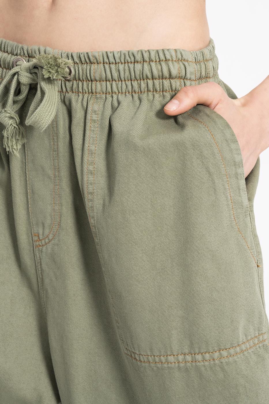 Carrot Pants Khaki