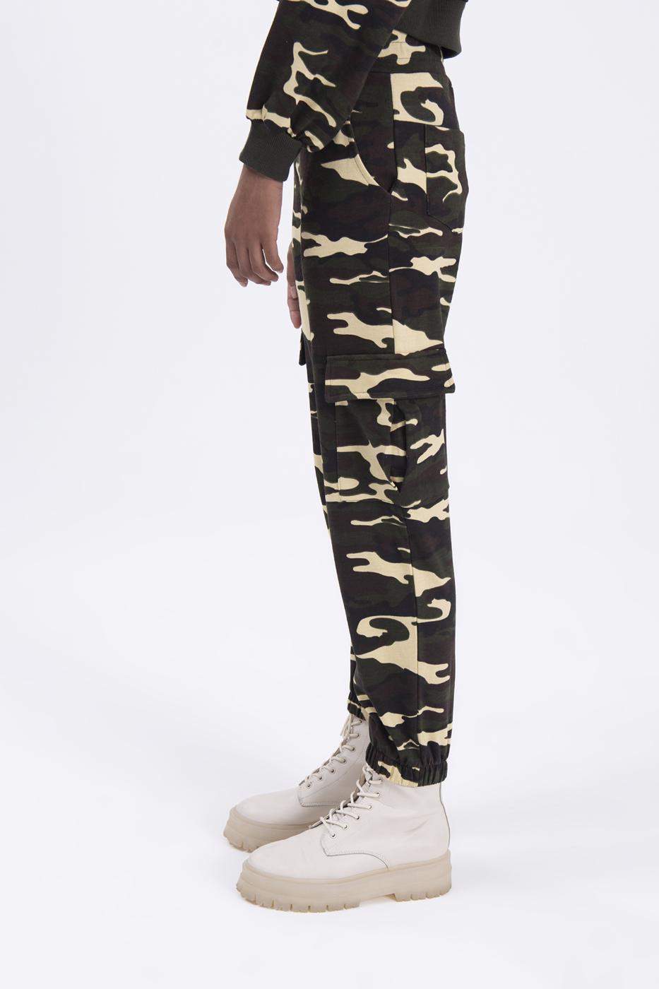 Cargo pocket camo jogger pants