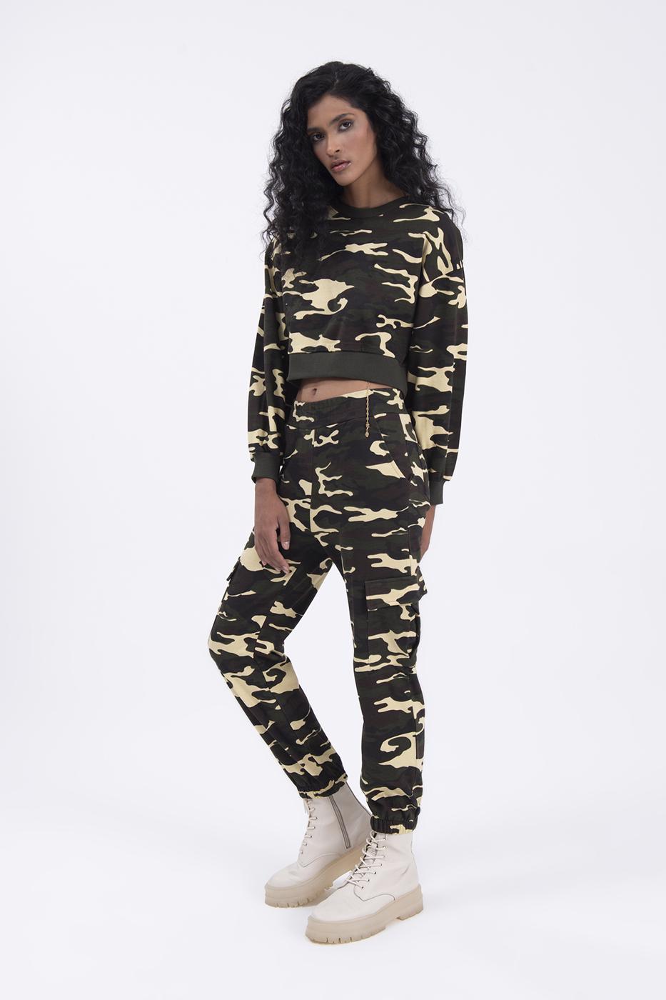 Cargo pocket camo jogger pants
