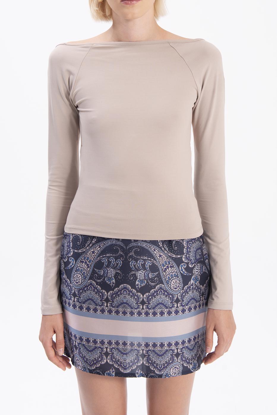Boat neck open back top Beige