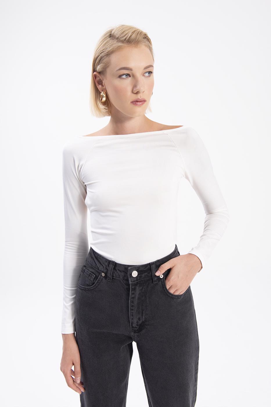 Boat neck open back top Ecru