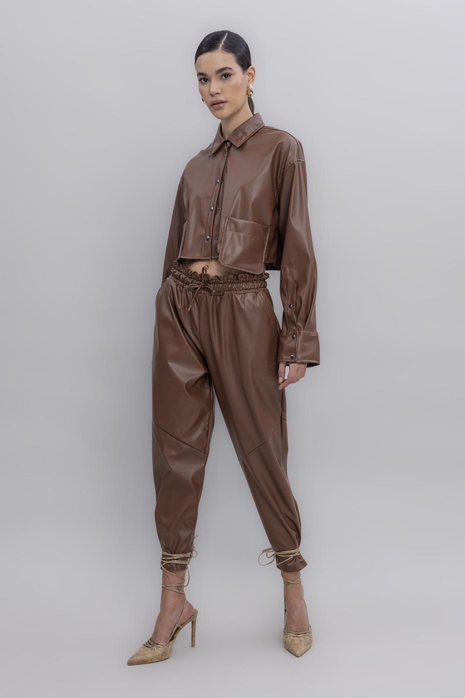 Faux leather jogging pants with belt Brown