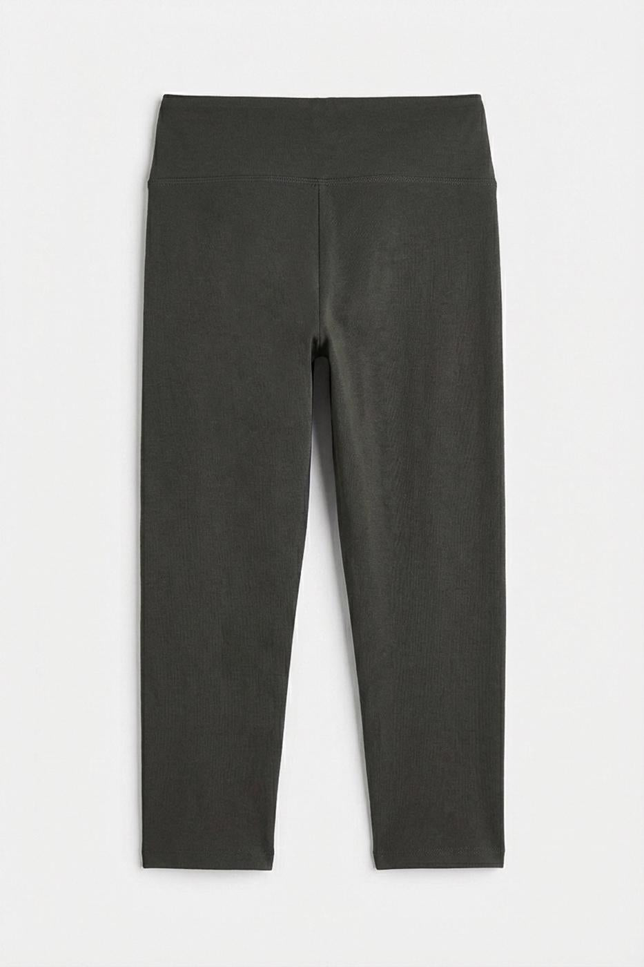 Regular Waist Capri Leggings Khaki